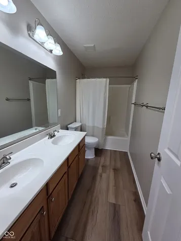7230 Rodney Place Noblesville IN 46062