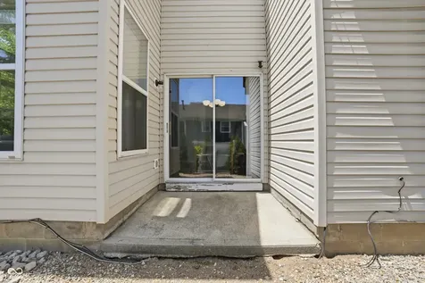 9517 Longwell Drive Indianapolis IN 46240