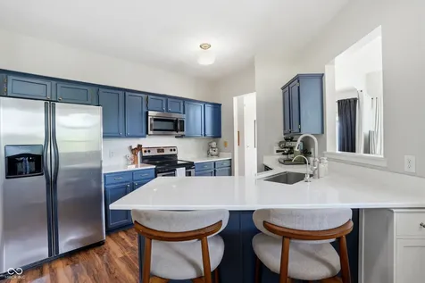 9517 Longwell Drive Indianapolis IN 46240