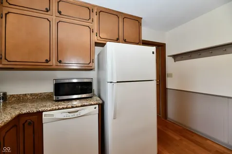8340 Los Robles Road Fishers IN 46038