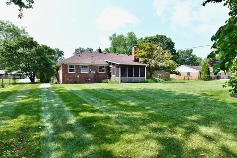 8340 Los Robles Road Fishers IN 46038