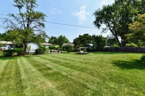 8340 Los Robles Road Fishers IN 46038