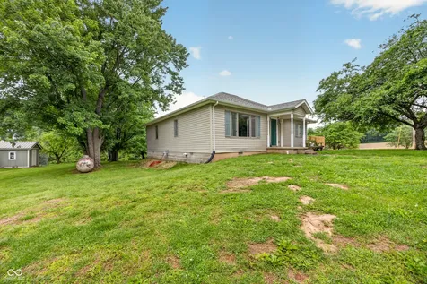 6806 N 500 W Worthington IN 47471