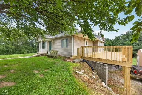 6806 N 500 W Worthington IN 47471