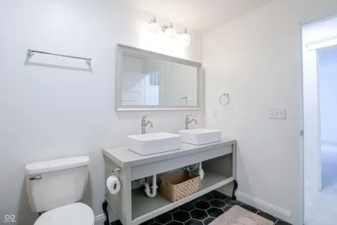 56 E Main Street Greenwood IN 46143
