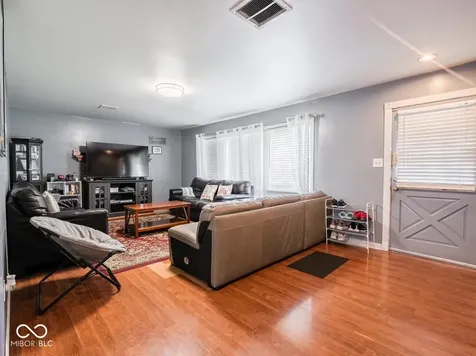 2127 Redfern Drive Indianapolis IN 46227