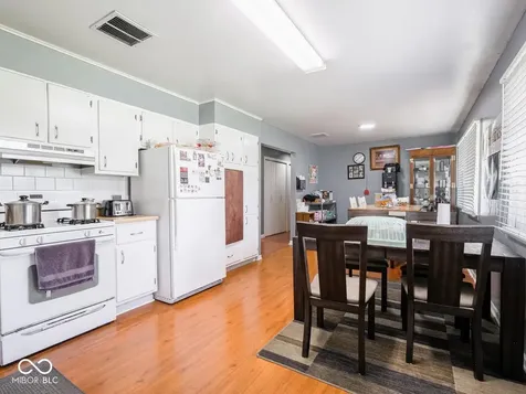 2127 Redfern Drive Indianapolis IN 46227