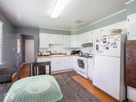 2127 Redfern Drive Indianapolis IN 46227