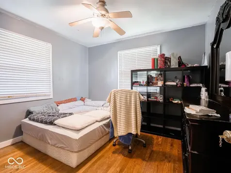 2127 Redfern Drive Indianapolis IN 46227