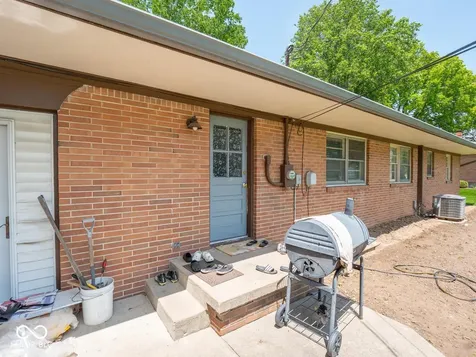 2127 Redfern Drive Indianapolis IN 46227