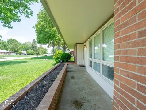 2127 Redfern Drive Indianapolis IN 46227