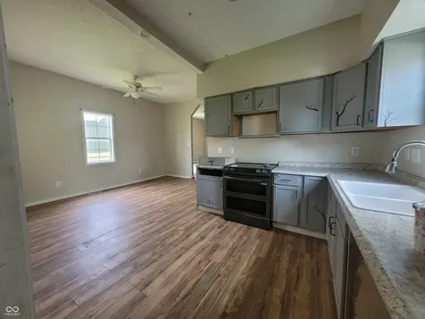 932 W Main Street Greenfield IN 46140