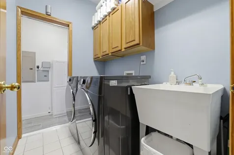 10909 Valley Forge Circle Carmel IN 46032