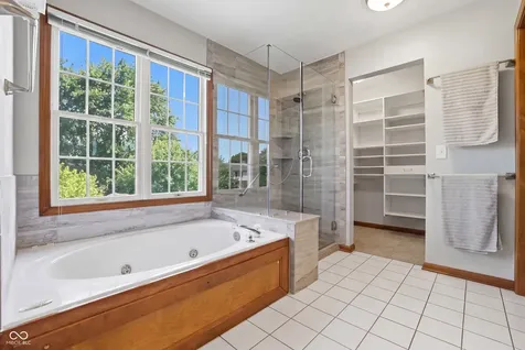 10909 Valley Forge Circle Carmel IN 46032
