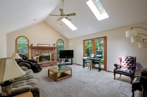 1884 Highland Cove Carmel IN 46280