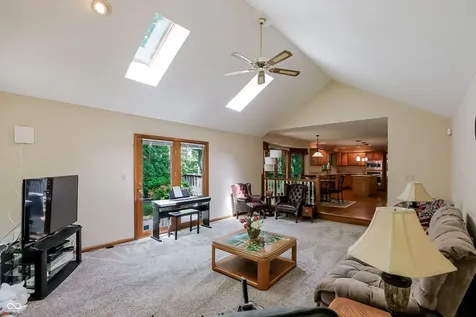 1884 Highland Cove Carmel IN 46280
