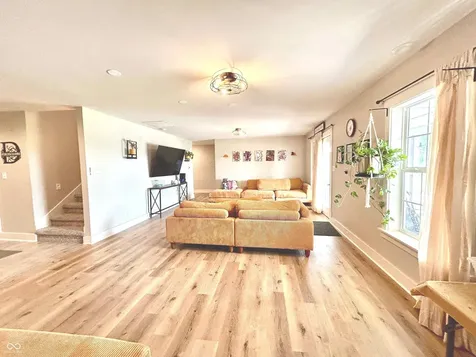 5391 E 700 N Franklin IN 46131