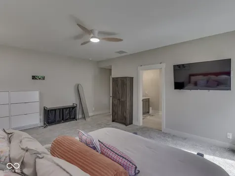 5391 E 700 N Franklin IN 46131