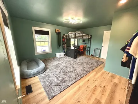 5391 E 700 N Franklin IN 46131