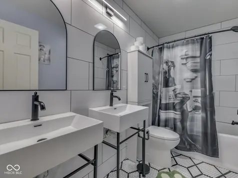 5391 E 700 N Franklin IN 46131
