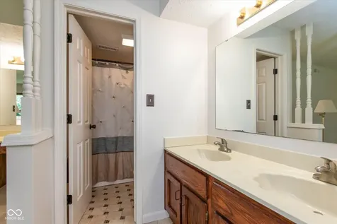 6445 Muirfield Way Indianapolis IN 46237