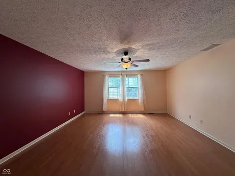 7669 Pinesprings East Drive Indianapolis IN 46256