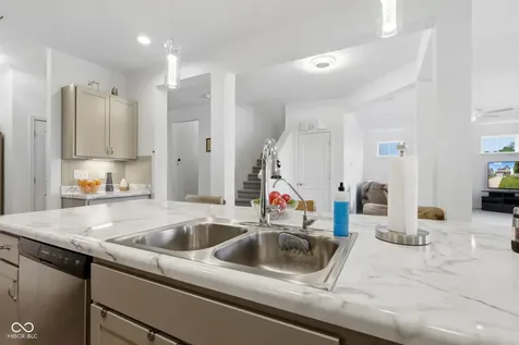 1417 Boots Trail Greenfield IN 46140