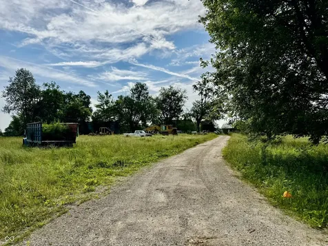 73 S County Road 400 E Seymour IN 47274