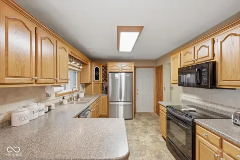 670 Brent Woods Drive Shelbyville IN 46176