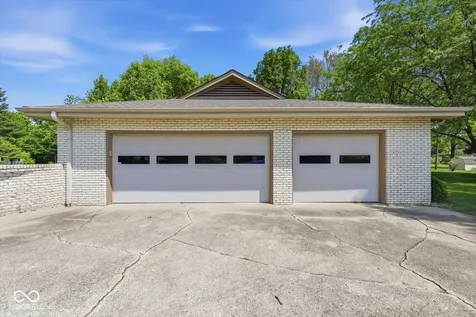 670 Brent Woods Drive Shelbyville IN 46176