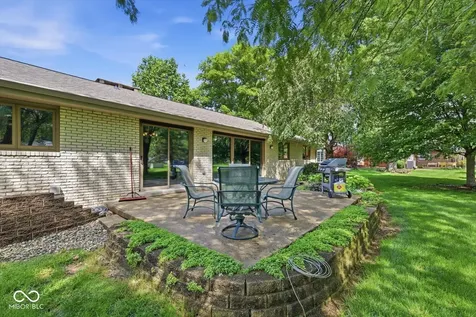 670 Brent Woods Drive Shelbyville IN 46176