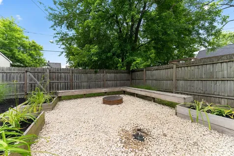 2006 Lexington Avenue Indianapolis IN 46203