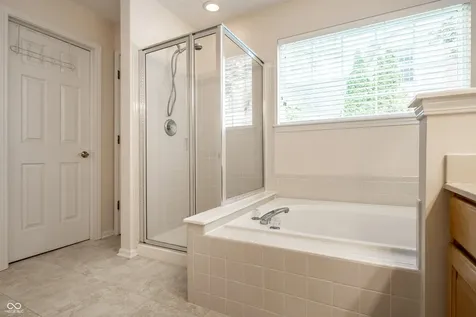 12818 Double Eagle Drive Carmel IN 46033