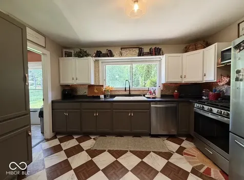 2309 W Us 136 Highway Crawfordsville IN 47933