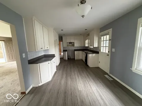 5249 Hickory Road Indianapolis IN 46239
