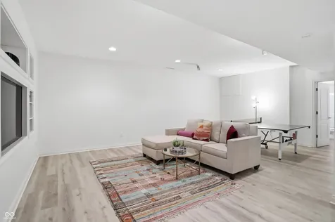 15486 Mission Hills Drive Carmel IN 46033