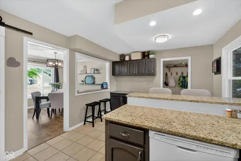 818 Sunblest Boulevard Fishers IN 46038