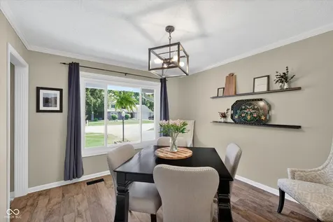 818 Sunblest Boulevard Fishers IN 46038