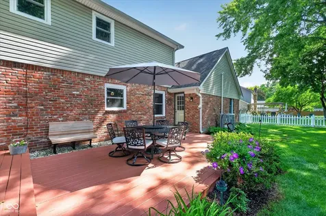 818 Sunblest Boulevard Fishers IN 46038
