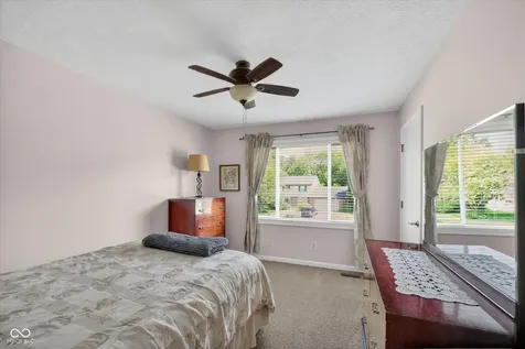 818 Sunblest Boulevard Fishers IN 46038