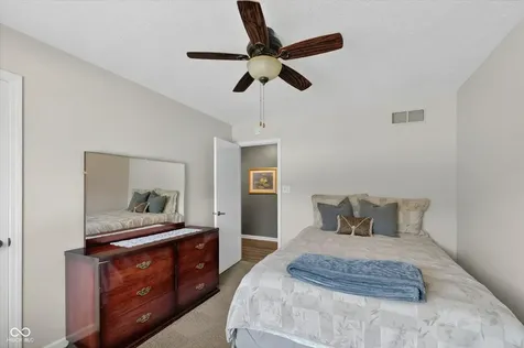 818 Sunblest Boulevard Fishers IN 46038