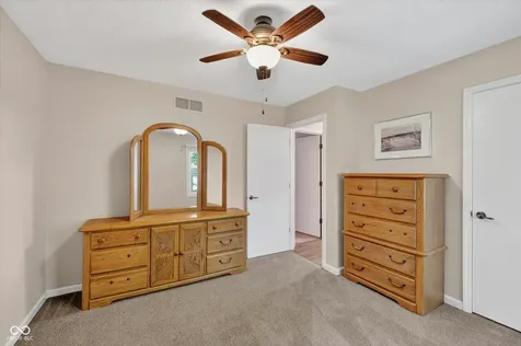 818 Sunblest Boulevard Fishers IN 46038
