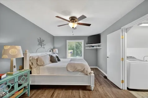 818 Sunblest Boulevard Fishers IN 46038