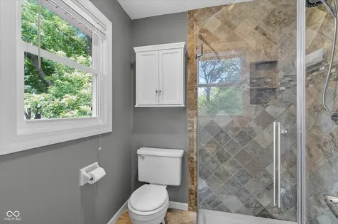 818 Sunblest Boulevard Fishers IN 46038