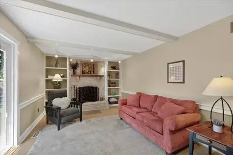 818 Sunblest Boulevard Fishers IN 46038