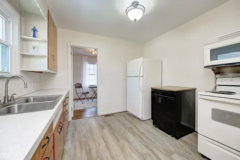 6644 E Washington Street Indianapolis IN 46219