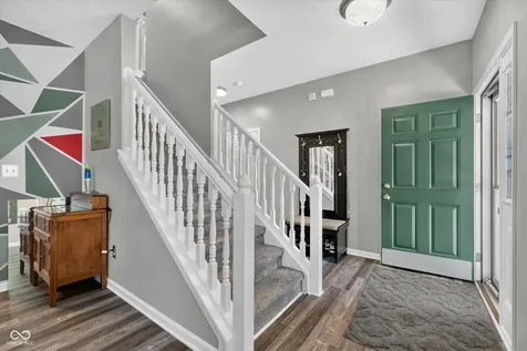 9041 N River Chase Lane Mccordsville IN 46055