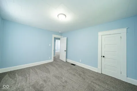 1102 S 18th Street New Castle IN 47362