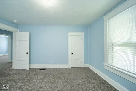 1102 S 18th Street New Castle IN 47362