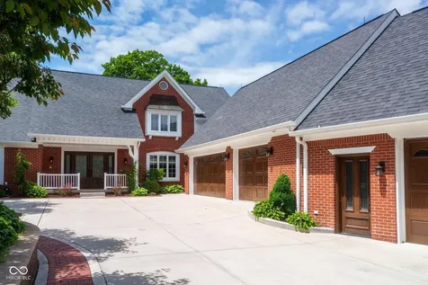 9264 Bluestone Circle Indianapolis IN 46236